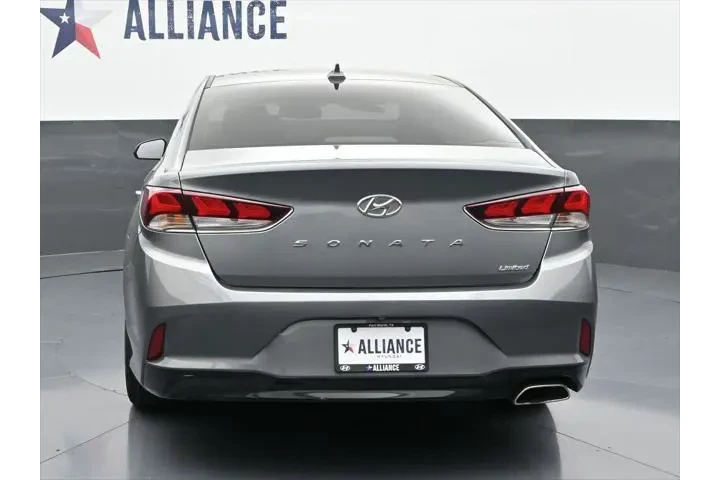 $18988 : Hyundai SONATA 2018 Limited image 8
