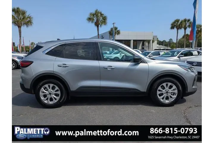 $26997 : Ford Escape 2024 Active 4dr image 2