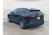 $34888 : Toyota RAV4 2024 AWD XLE 4dr thumbnail