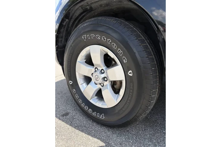 2012 Frontier SV image 5