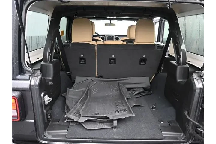 $29157 : Jeep Wrangler Unlimited 2022 image 6