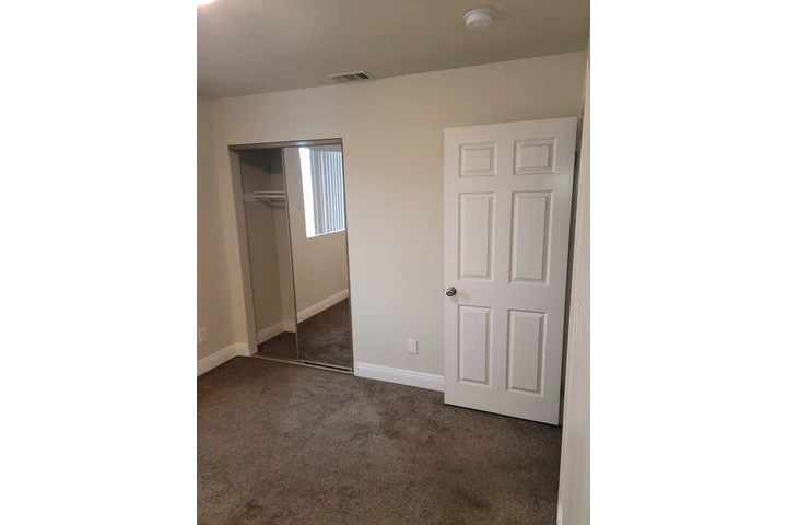 $800 : Rento un cuarto en sur centro image 3