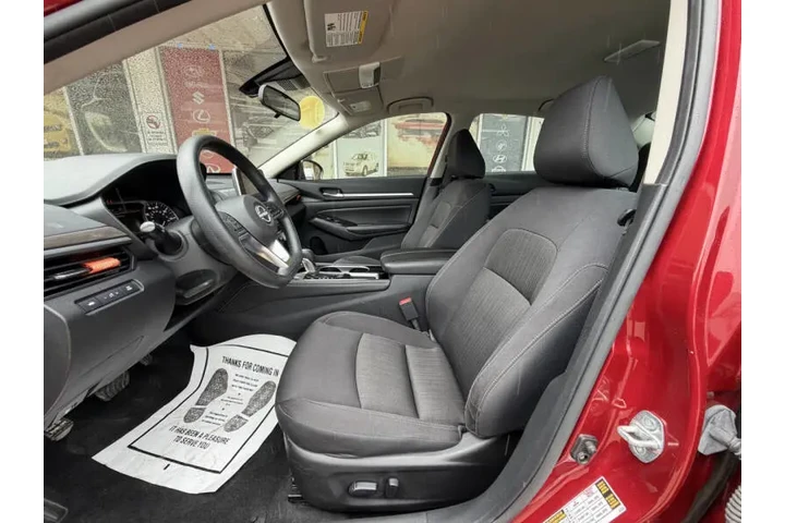 $21999 : 2023 Altima 2.5 SV image 10