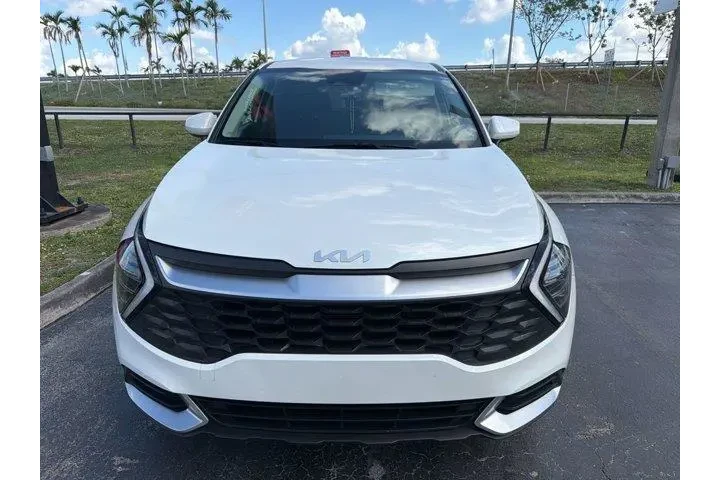 $20923 : Kia Sportage 2024 LX 4dr SUV image 2