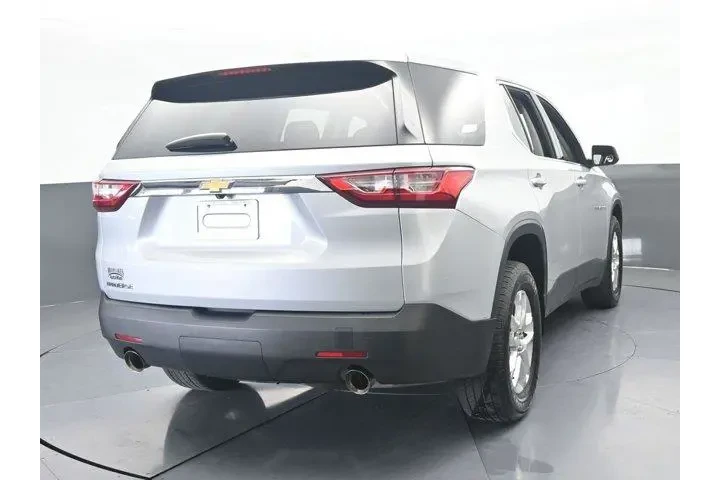 $18050 : Chevrolet Traverse 2021 LS 4 image 5