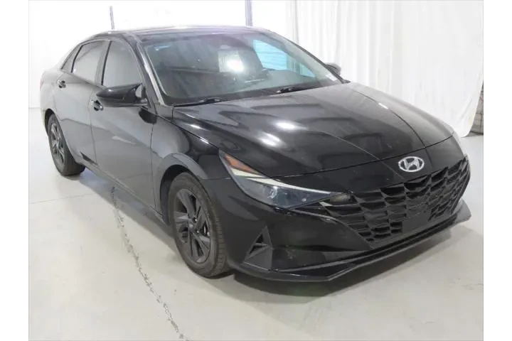 $15780 : Hyundai ELANTRA 2022 SEL 4dr image 3