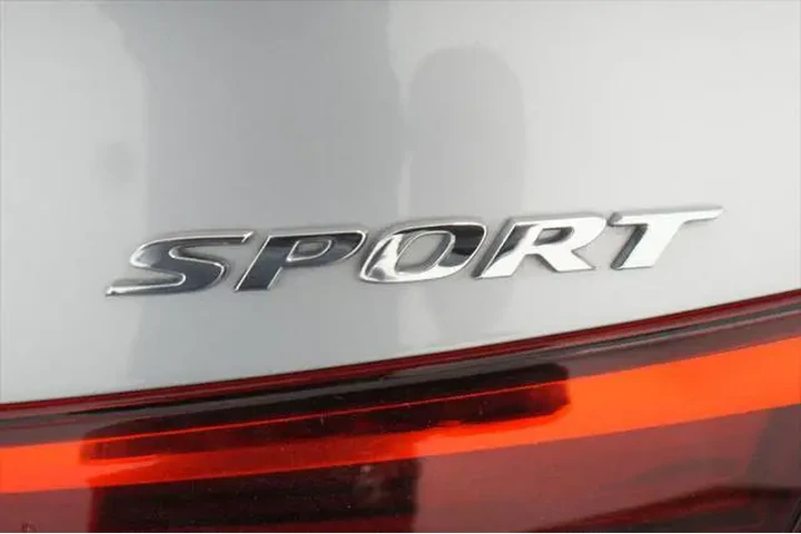 $19594 : Honda Civic 2022 Sport 4dr S image 9