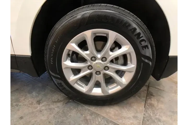 $13909 : Chevrolet Equinox 2018 4x4 L image 9