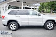 2012 Grand Cherokee Laredo 4WD thumbnail