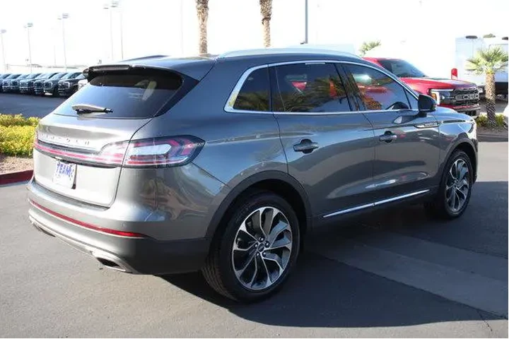 $39854 : Lincoln Nautilus 2023 AWD Re image 6