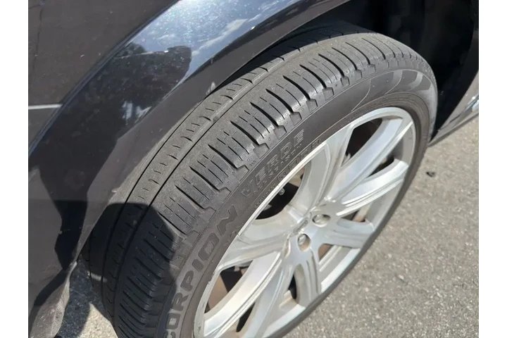 $13917 : Volvo XC90 2018 AWD T6 Inscr image 9