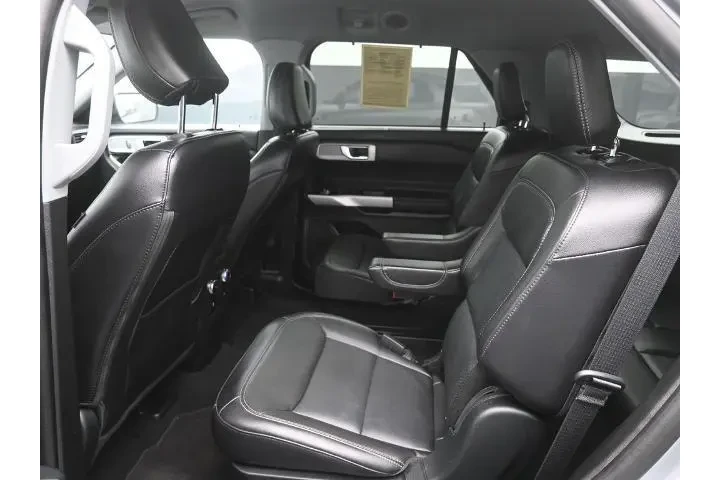 $29995 : Ford Explorer 2024 Limited 4 image 2