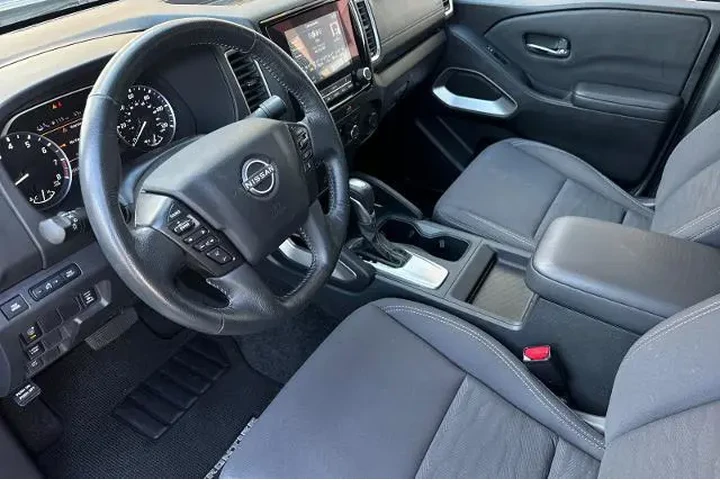 $28493 : Nissan Frontier 2022 4x2 S 4 image 10