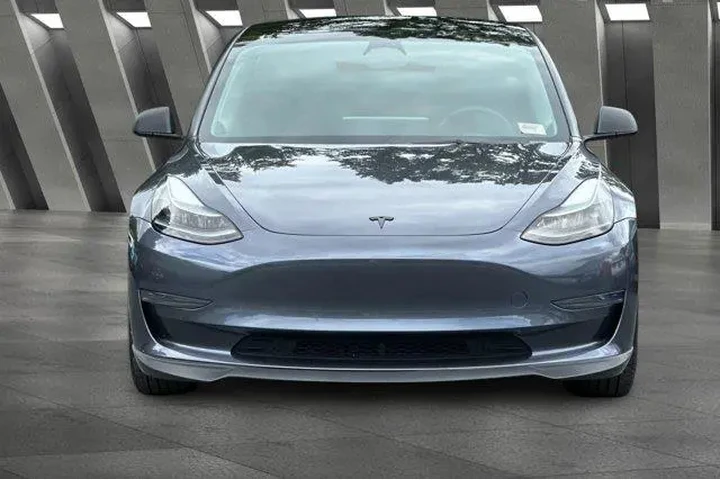 $27900 : Tesla Model 3 2023 4dr Sedan image 7
