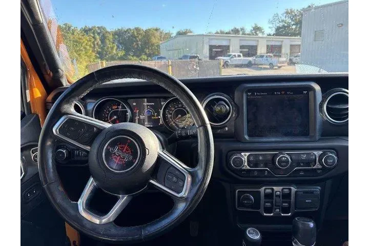 $29900 : Jeep Wrangler Unlimited 2021 image 10