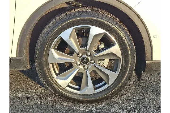 $27200 : Ford Escape Hybrid 2024 AWD image 8