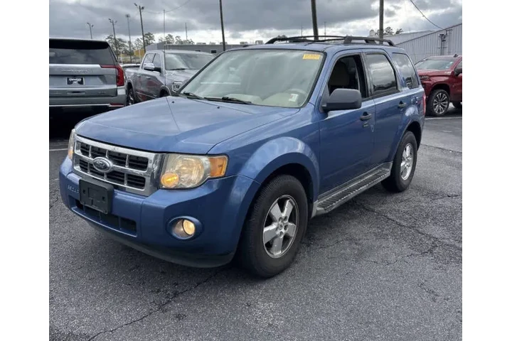$3999 : 2009 Escape XLT image 2