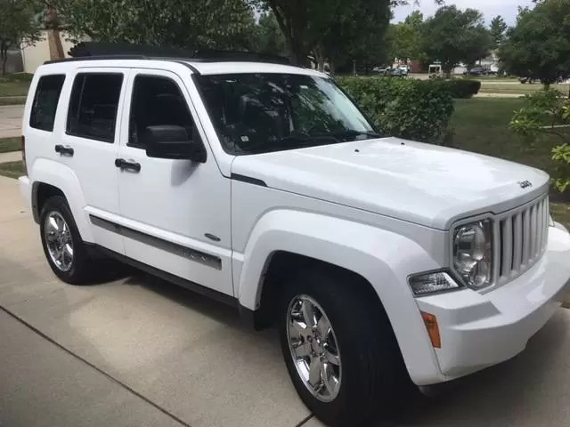 $3800 : 2011 Jeep Liberty Sport SUV image 2