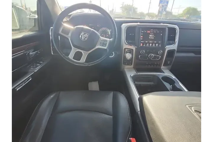 $20998 : Ram 1500 2017 4x4 Laramie 4d image 6