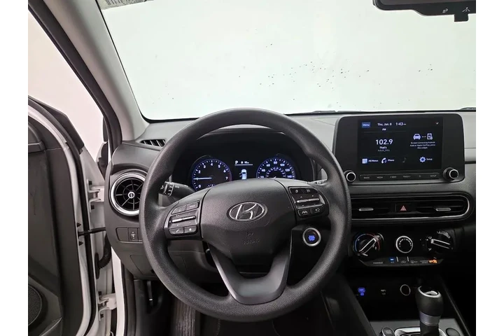 $17998 : Hyundai KONA 2023 SEL 4dr Cr image 10