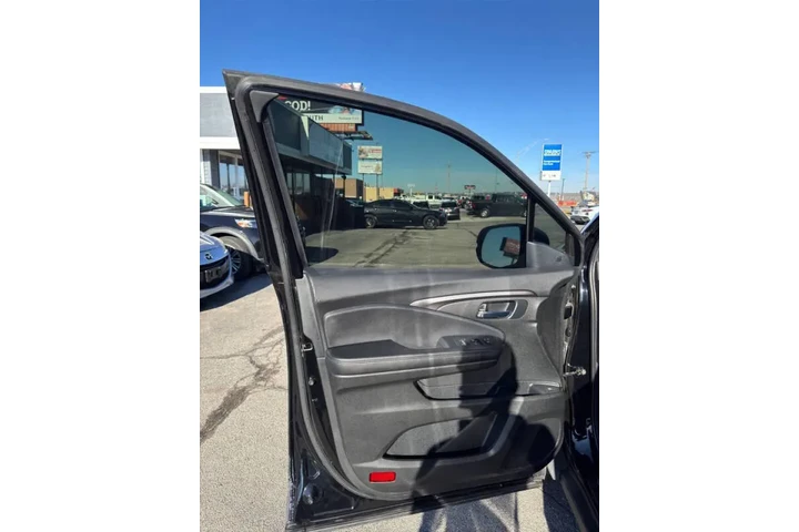 $21500 : 2022 Pilot Sport image 8