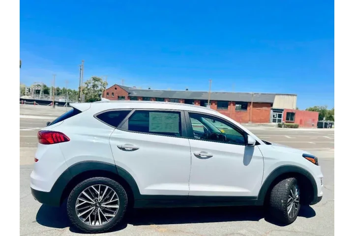 $19995 : 2020 Tucson SEL image 7