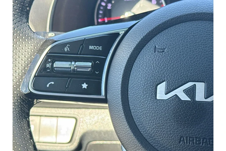 $21980 : Kia Forte 2023 GT-Line 4dr S image 10