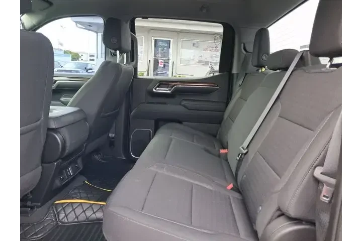 $33990 : Chevrolet Silverado 1500 202 image 6