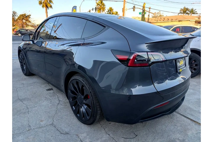 $39995 : 2023 Model Y Performance image 6