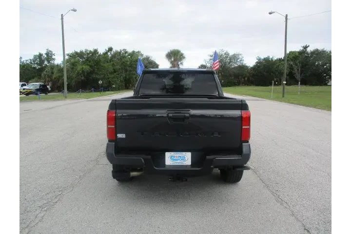 $38995 : Toyota Tacoma 2024 4x2 SR5 4 image 6