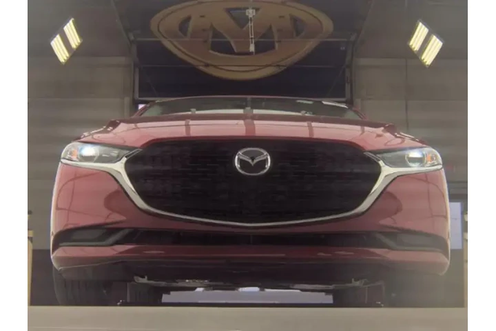 $23299 : Mazda Mazda3 Sedan 2025 2.5 image 4