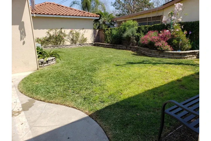 $1700 : Downey 🏠 Pet Friendly 3-2 image 7