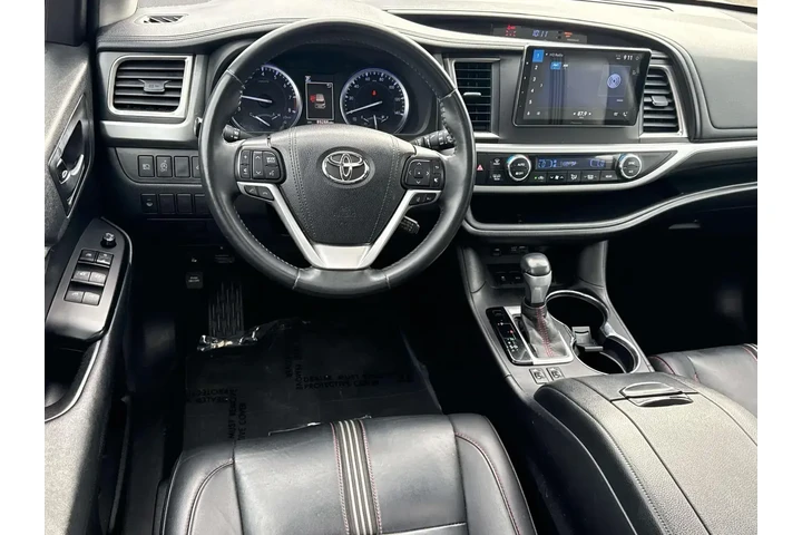 $24540 : Toyota Highlander 2019 XLE 4 image 9