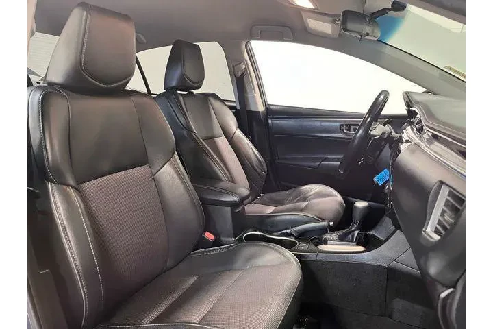 $16971 : Toyota Corolla 2016 S 4dr Se image 10