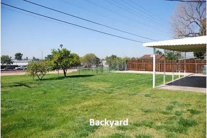 $1575 : Riverside University - Renta image 2