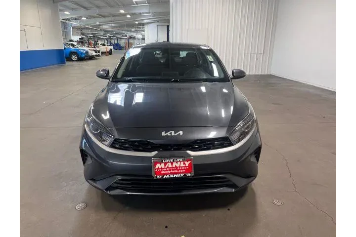 $15567 : Kia Forte 2023 image 8