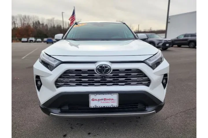 $34499 : Toyota RAV4 2023 AWD Limited image 2