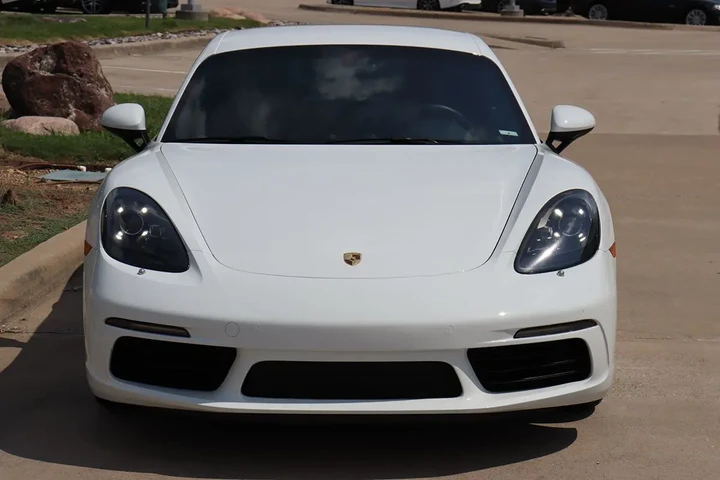 $48974 : 2019 718 Cayman image 4