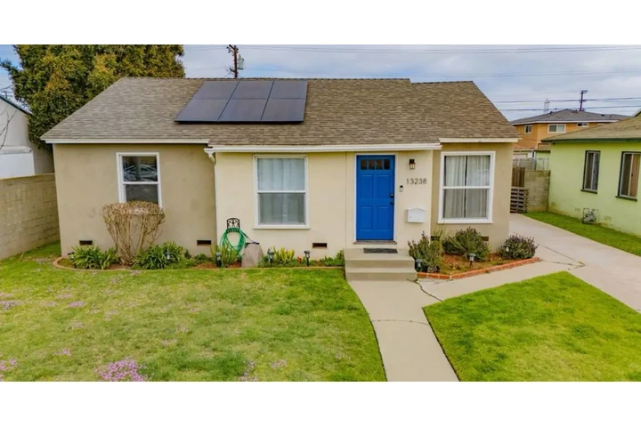 $2235 : Available 3Bed 2Bat in LA image 1