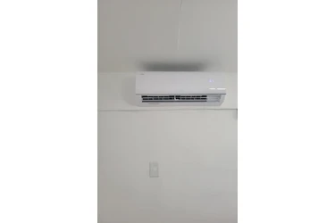 Se renta Efficiency en Hialeah