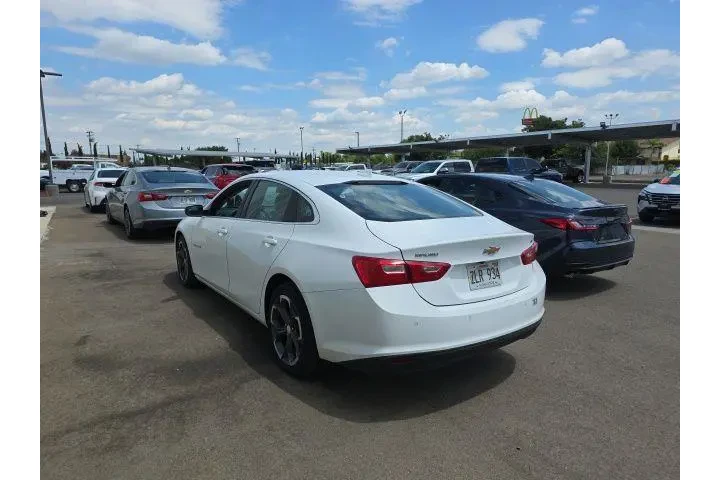 $19775 : Chevrolet Malibu 2024 LT 4dr image 2