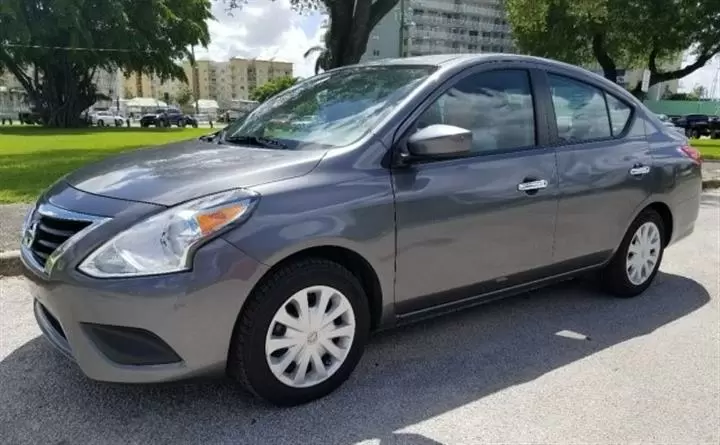 $4000 : 2016 NISSAN versa SV image 1