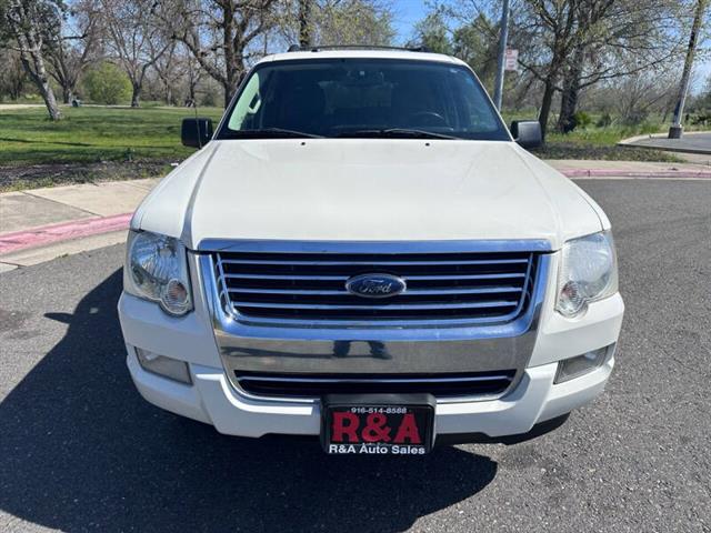 $8795 : 2010 Explorer XLT image 3