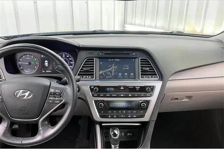 $8490 : Hyundai SONATA 2015 Sport 4d image 6