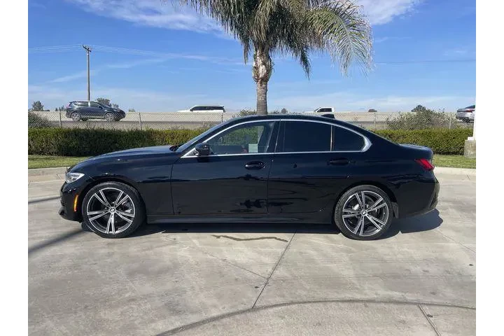 $25867 : BMW 3 Series 2022 330i 4dr S image 5