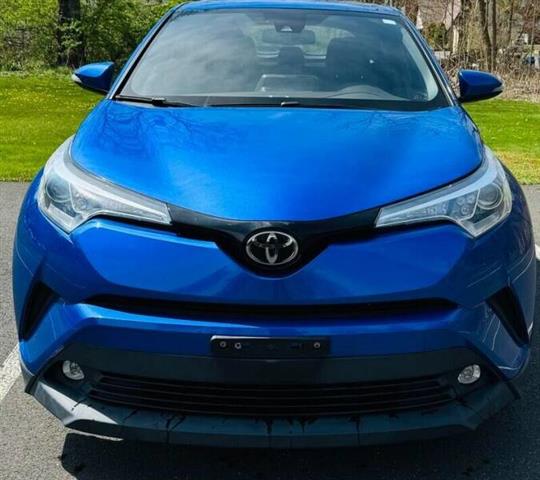 $25500 : 2019 C-HR XLE image 1