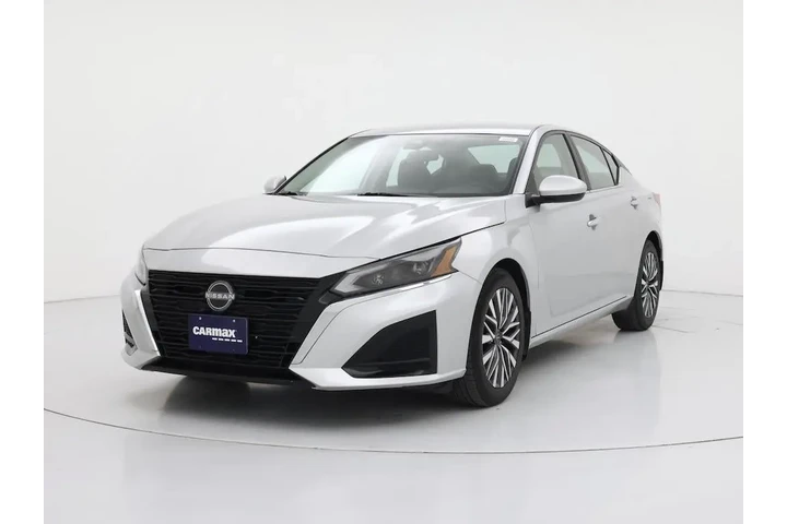 $21998 : Nissan Altima 2023 2.5 SV 4d image 4