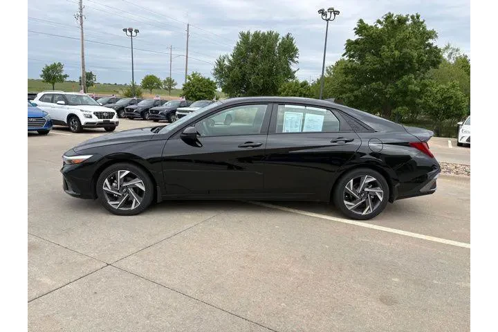 $27498 : Hyundai ELANTRA Hybrid 2025 image 2