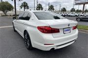 $23995 : 2018 BMW 5 Series 530e Iperfo thumbnail