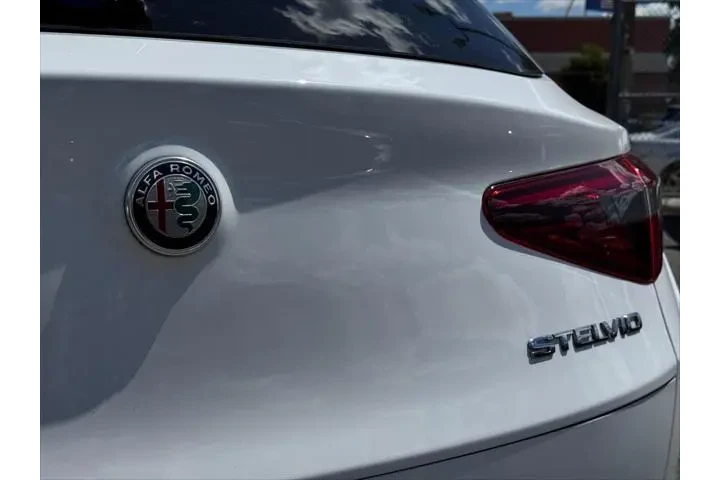 $22095 : Alfa Romeo Stelvio 2022 AWD image 5